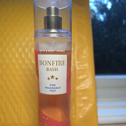 Bath body works bonfire - &,